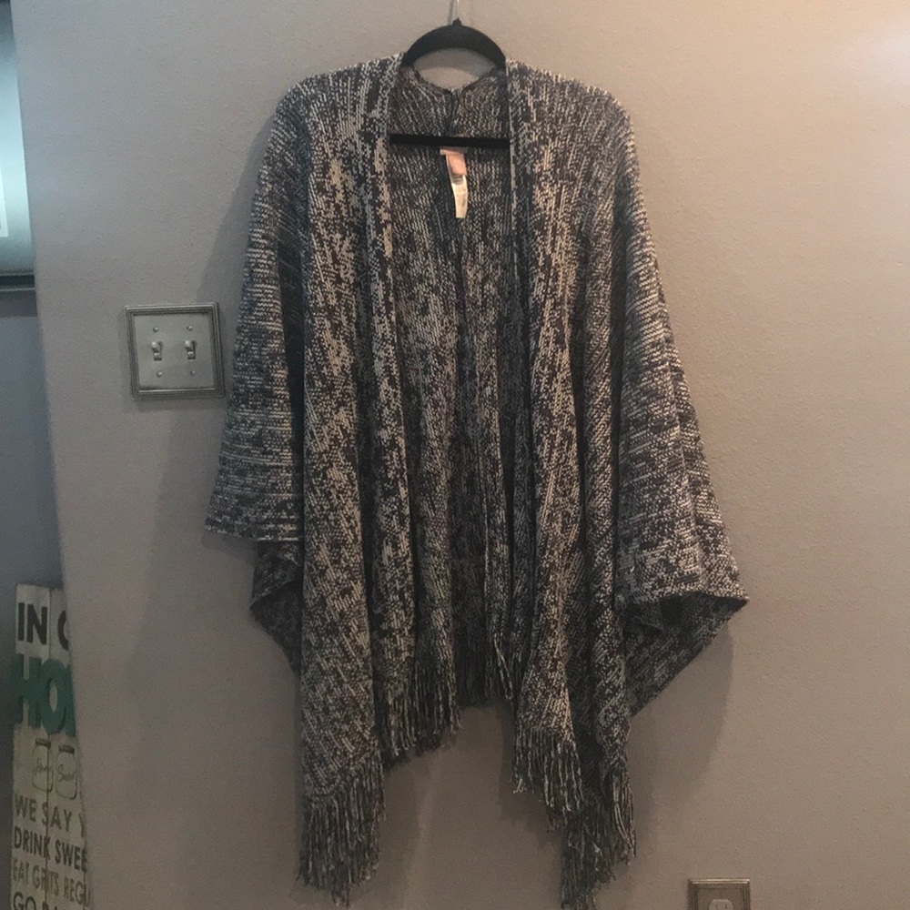 Chico’s poncho